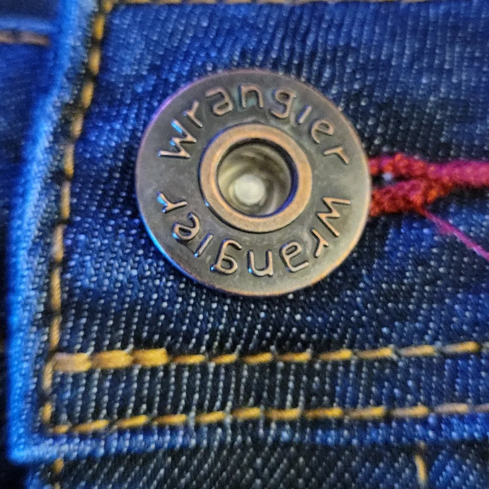 Wrangler dark wash stretch denim jeans skirt classic 5 pocket style sz 10 EUC…